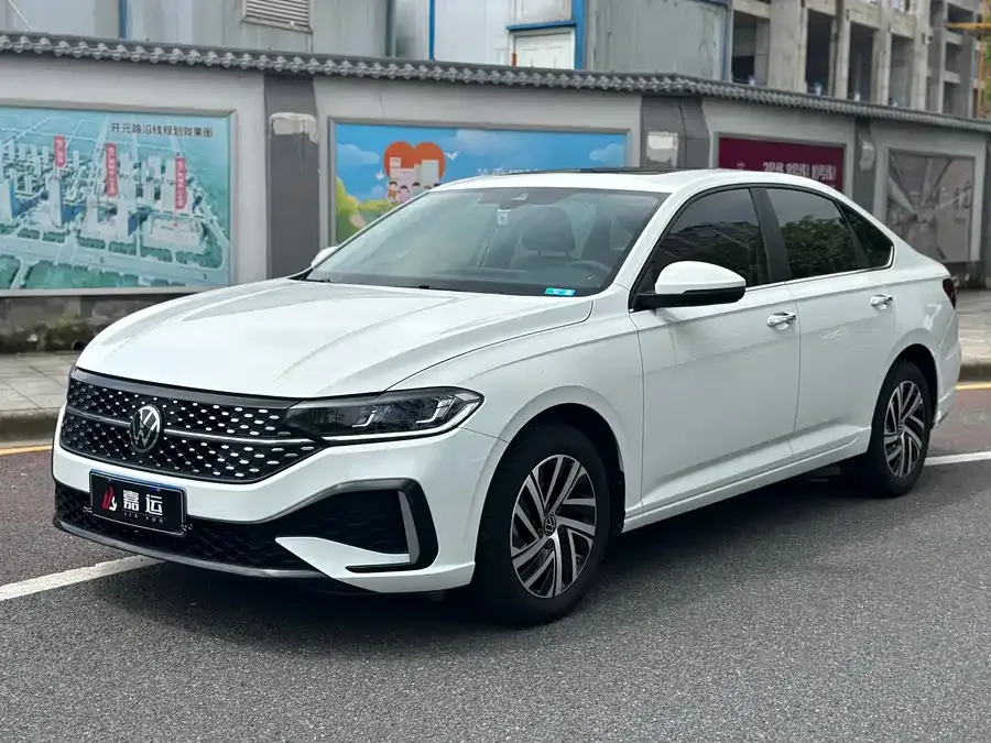 Volkswagen Lavida Lavida 2024 1.5L Automatic Starry Sky Five Million Edition 2024 — фото 1, купить с доставкой в Москву