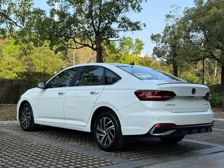 Volkswagen Lavida Lavida 2024 300TSI DSG Starry Sky Leading Edition 2024 — миниатюра 4