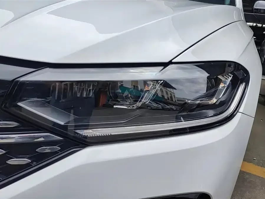 Volkswagen Lavida Lavida 2024 300TSI DSG Starry Sky Leading Edition 2024 — миниатюра 2