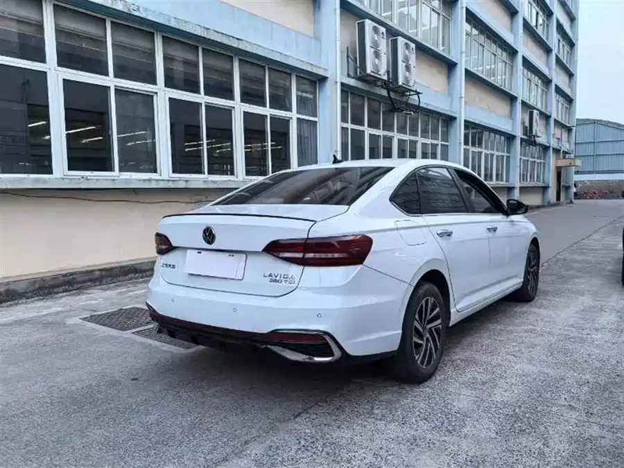 Volkswagen Lavida Lavida 2023 280TSI DSG Starry Sky Edition 2023 — миниатюра 5
