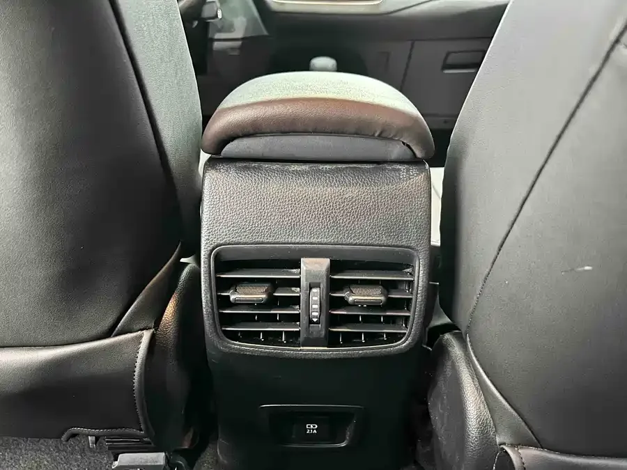 Toyota Levin 2022 Levin TNGA 1.5L CVT Leading Edition 2023 — миниатюра 3