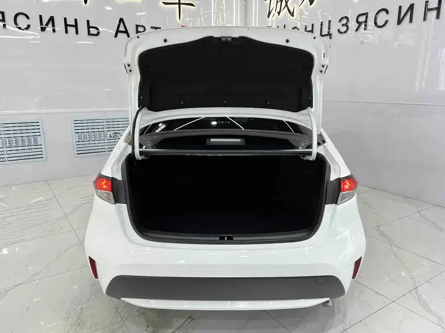 Toyota Levin 2022 Levin TNGA 1.5L CVT Leading Edition 2023 — миниатюра 5