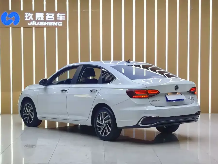 Volkswagen Lavida Lavida 2023 300TSI DSG Full Edition 2023 — миниатюра 2