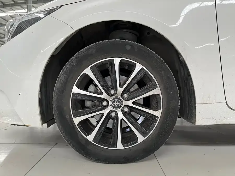 Toyota Levin 2022 Lelink 185T CVT Luxury Edition 2024 — миниатюра 4