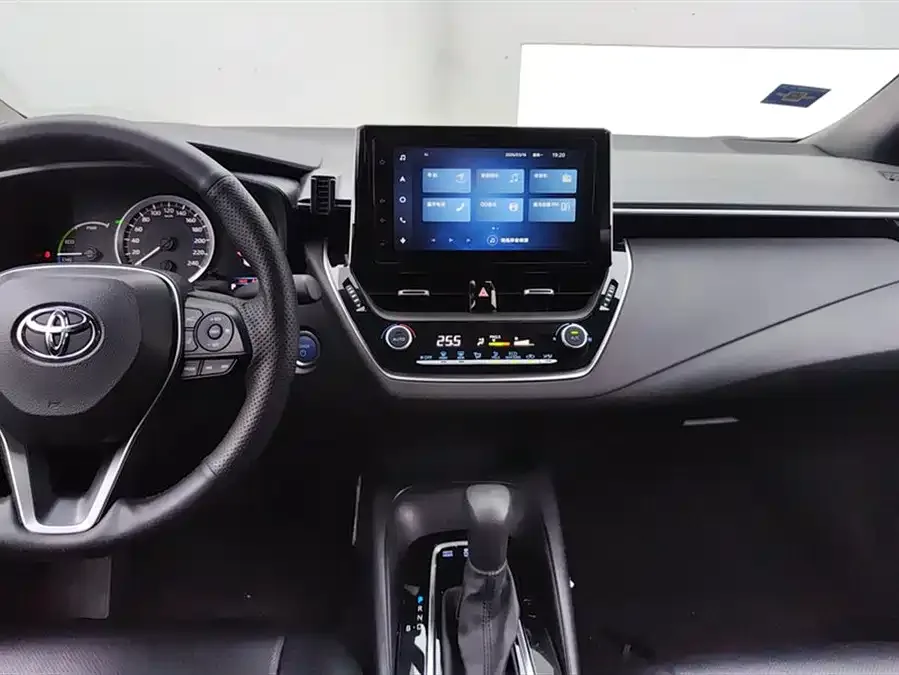 Toyota Levin 2021 Corolla Hybrid 1.8H E-CVT Luxury Edition 2022 — миниатюра 4