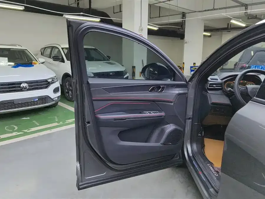 Lynk & Co 05 Lynk & Co 05 2022 2.0TD four-wheel drive Halo 2022 — миниатюра 4