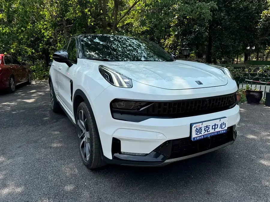 Lynk & Co 05 Lynk & Co 05 2022 2.0TD four-wheel drive Halo 2022 — миниатюра 3