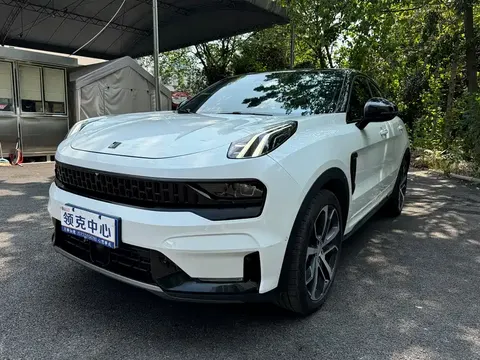 Lynk & Co 05 2022 купить в Москве