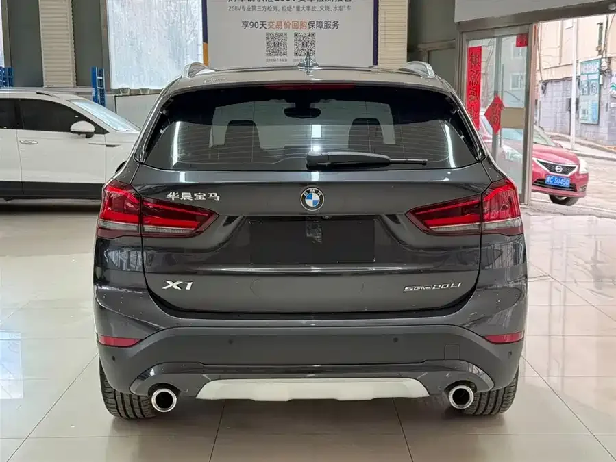 BMW X1 2022 sDrive20Li Fashion Edition 2022 — миниатюра 2