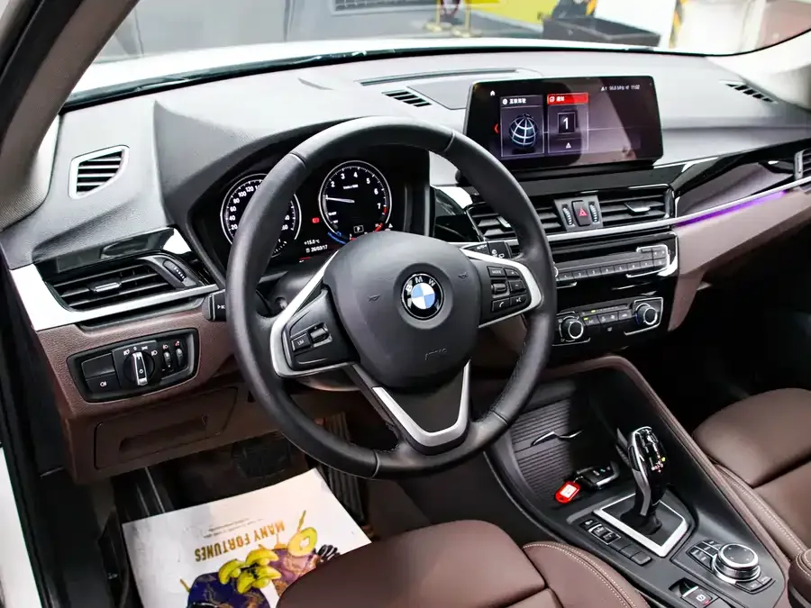 BMW X1 2022 sDrive20Li Fashion Edition 2022 — миниатюра 2