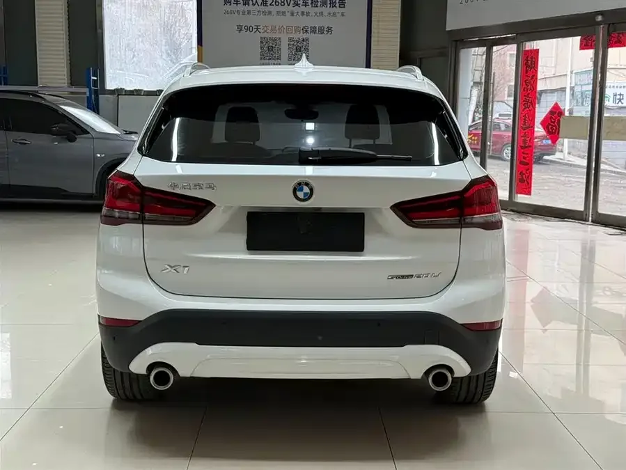 BMW X1 2022 sDrive20Li Fashion Edition 2022 — миниатюра 2