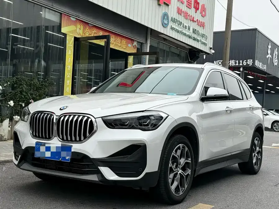 BMW X1 2022 sDrive25Li Leading Edition 2022 — фото 1, купить с доставкой в Москву