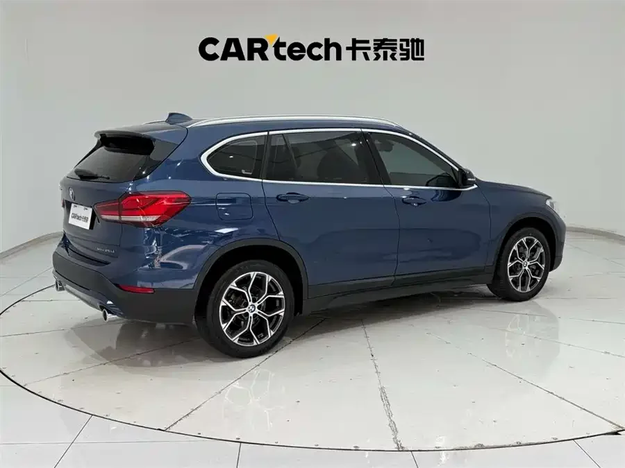 BMW X1 2021 facelift sDrive25Li Leading Edition 2022 — миниатюра 5