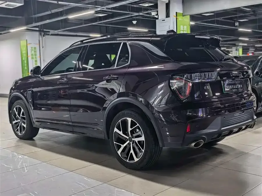 Lynk & Co 01 EM-P Lynk & Co 01 EM-P 2021 1.5TD PHEV Halo 2022 — миниатюра 2