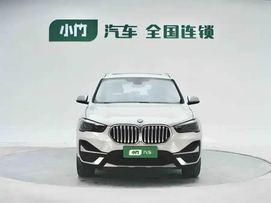 BMW X1 2022 sDrive20Li Fashion Edition 2023 — миниатюра 2
