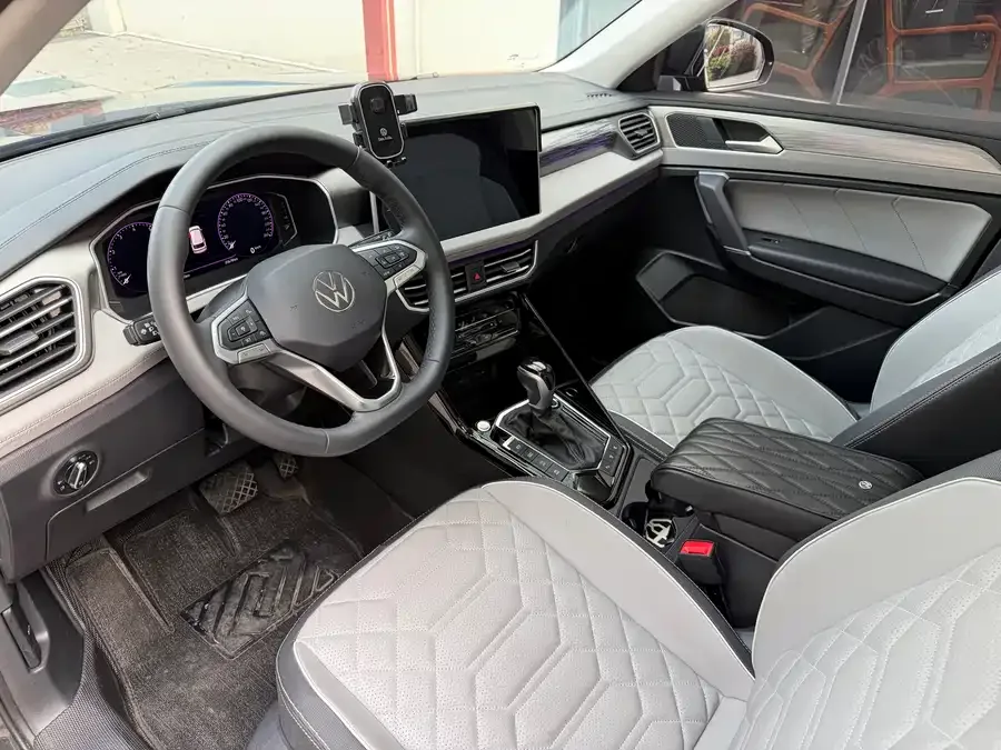 Volkswagen Tayron Tanyue 2024 330TSI two-wheel drive R-Line high-energy version 2024 — миниатюра 5