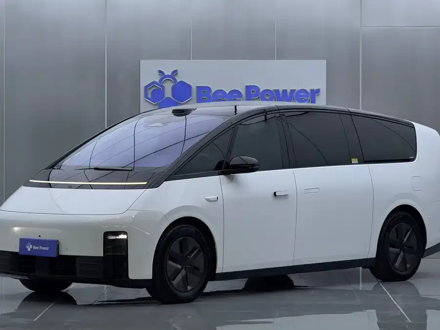 Li Xiang MEGA Ideal MEGA 2025 Ultra Smart New Edition 2025 — фото 1, купить с доставкой в Москву