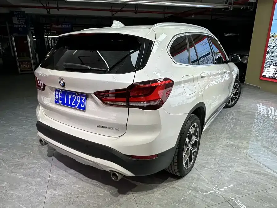 BMW X1 2022 sDrive20Li Exclusive Model 2022 — миниатюра 2