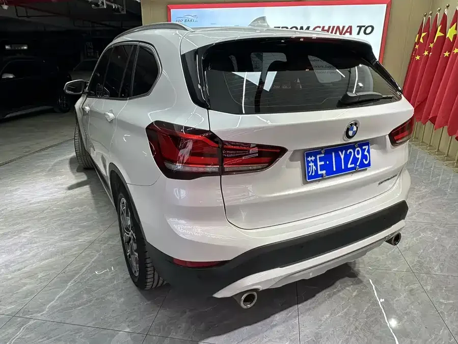 BMW X1 2022 sDrive20Li Exclusive Model 2022 — миниатюра 4