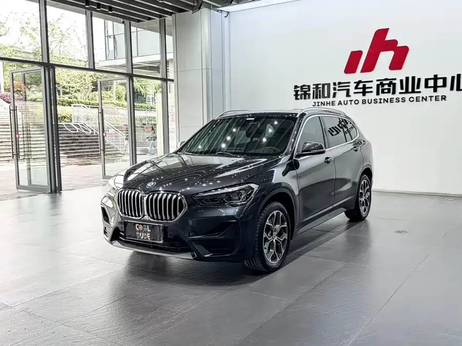 BMW X1 2020 sDrive25Li Leading Edition 2022 — фото 1, купить с доставкой в Москву