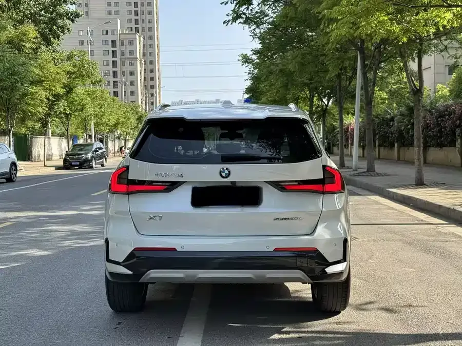 BMW X1 2024 sDrive20Li X Design Package 2024 — миниатюра 2