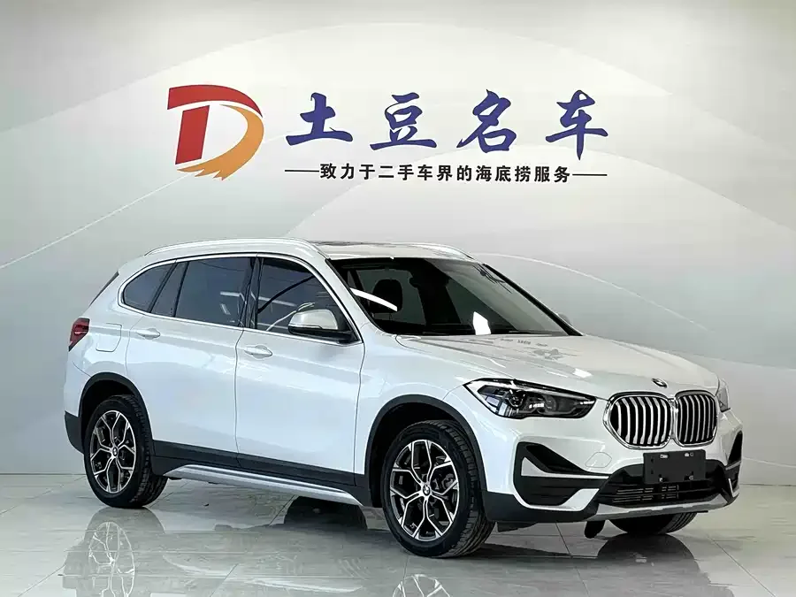 BMW X1 2022 sDrive20Li Fashion Edition 2022 — миниатюра 3