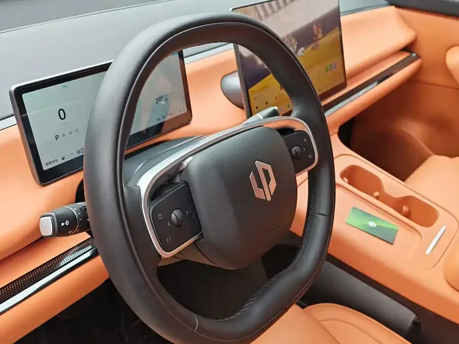 Leapmotor C16 Leapmotor C16 2024 Extended Range 200 Premium Edition 2025 — миниатюра 2