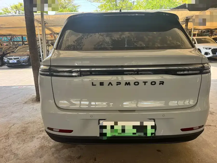 Leapmotor C10 Leapmoo C10 2024 530 Smart Edition 2025 — миниатюра 5
