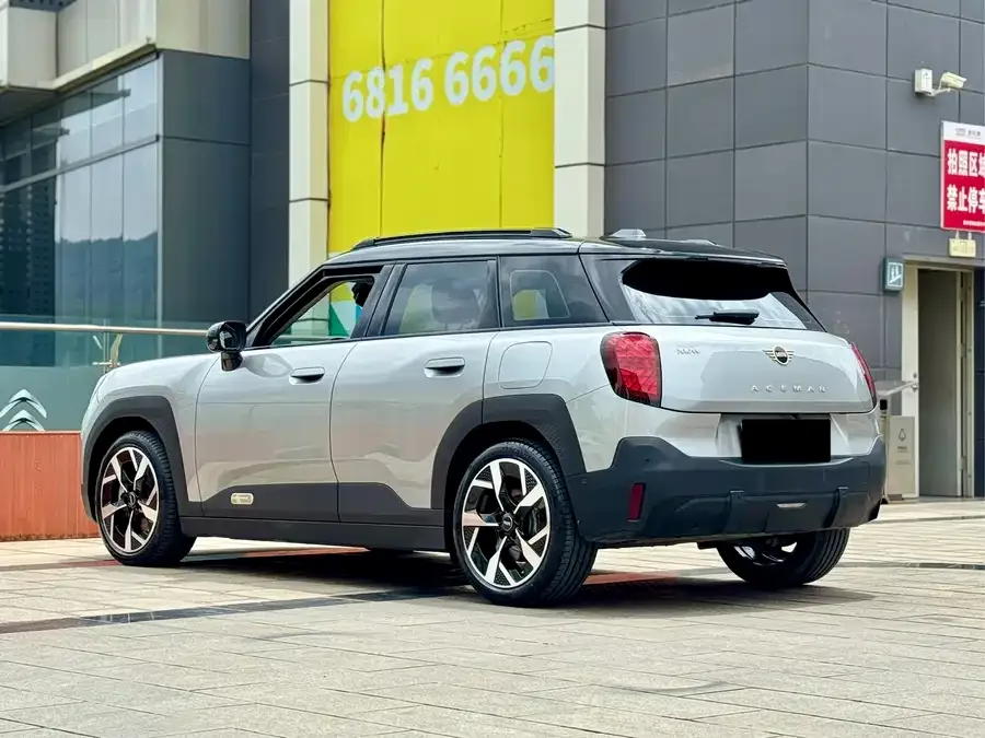 MINI Electric ACEMAN Electric MINI ACEMAN 2024 E Classic 2024 — миниатюра 4