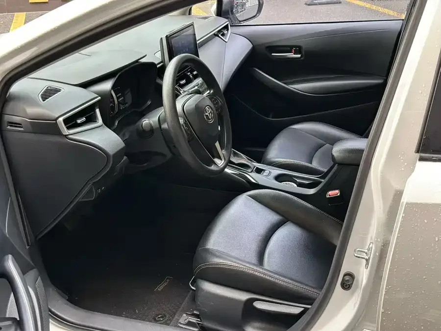 Toyota Corolla Corolla 2021 1.2T S-CVT Elite PLUS Edition 2022 — миниатюра 4