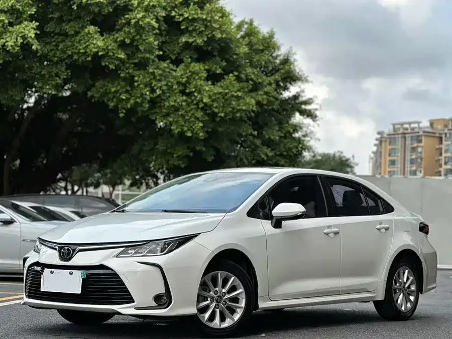 Toyota Corolla Corolla 2021 1.2T S-CVT Elite PLUS Edition 2022 — фото 1, купить с доставкой в Москву