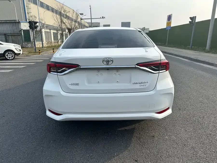 Toyota Corolla Corolla 2022 1.2T S-CVT Pioneer PLUS Edition 2022 — миниатюра 5