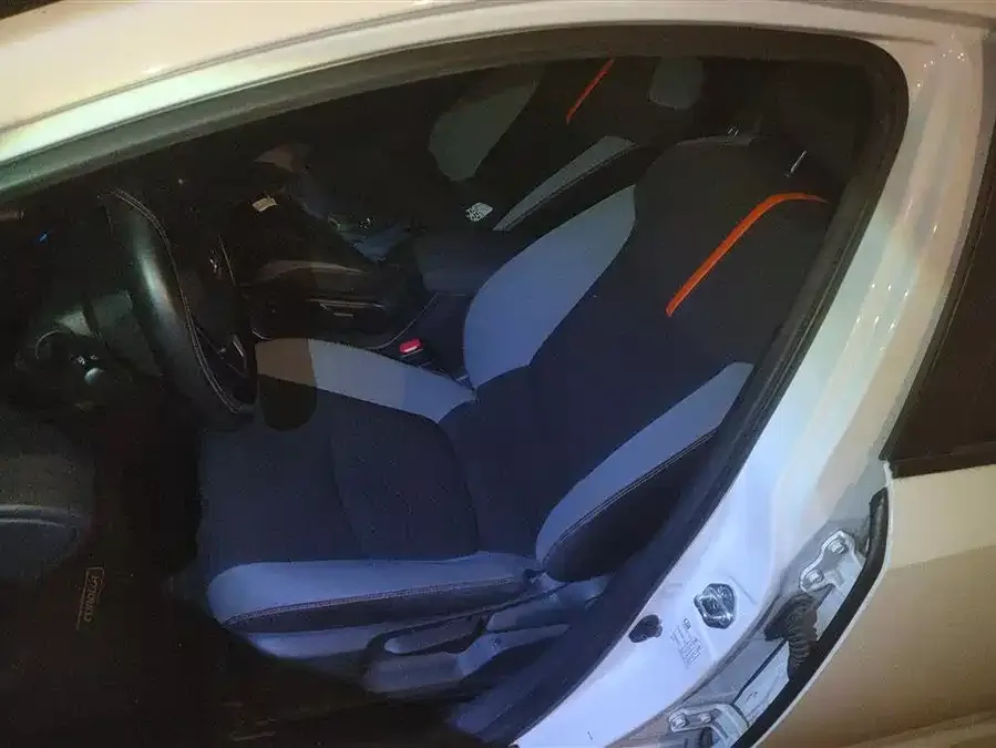 Toyota Corolla Corolla 2022 1.2T S-CVT Pioneer PLUS Edition 2022 — миниатюра 3