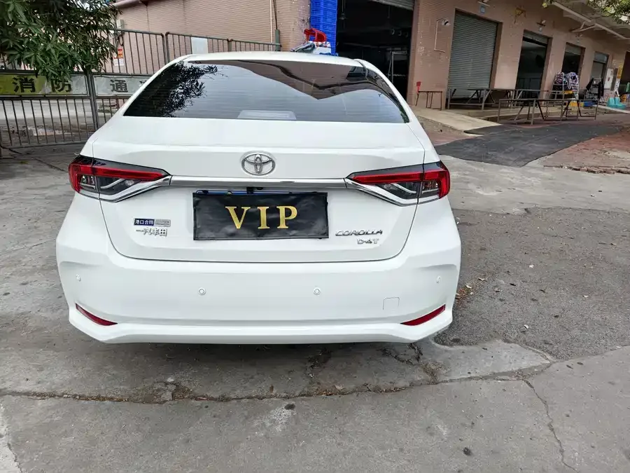 Toyota Corolla Corolla 2021 1.2T S-CVT Elite PLUS Edition 2022 — миниатюра 2
