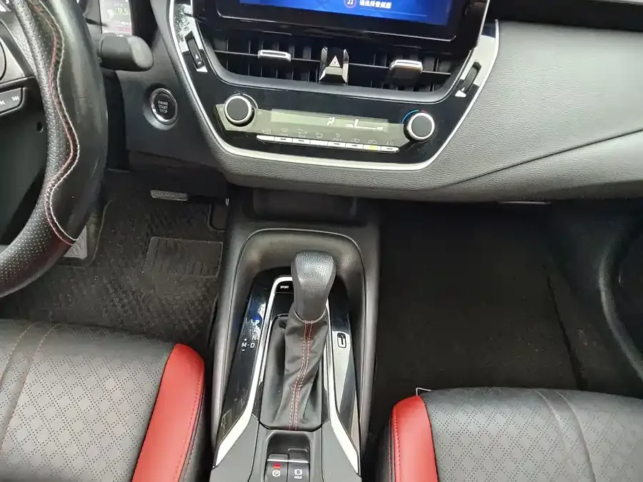 Toyota Corolla Corolla 2021 1.2T S-CVT Elite PLUS Edition 2022 — миниатюра 3