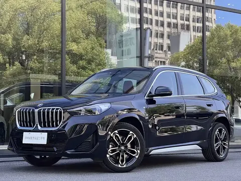 BMW X1 2025 купить в Москве