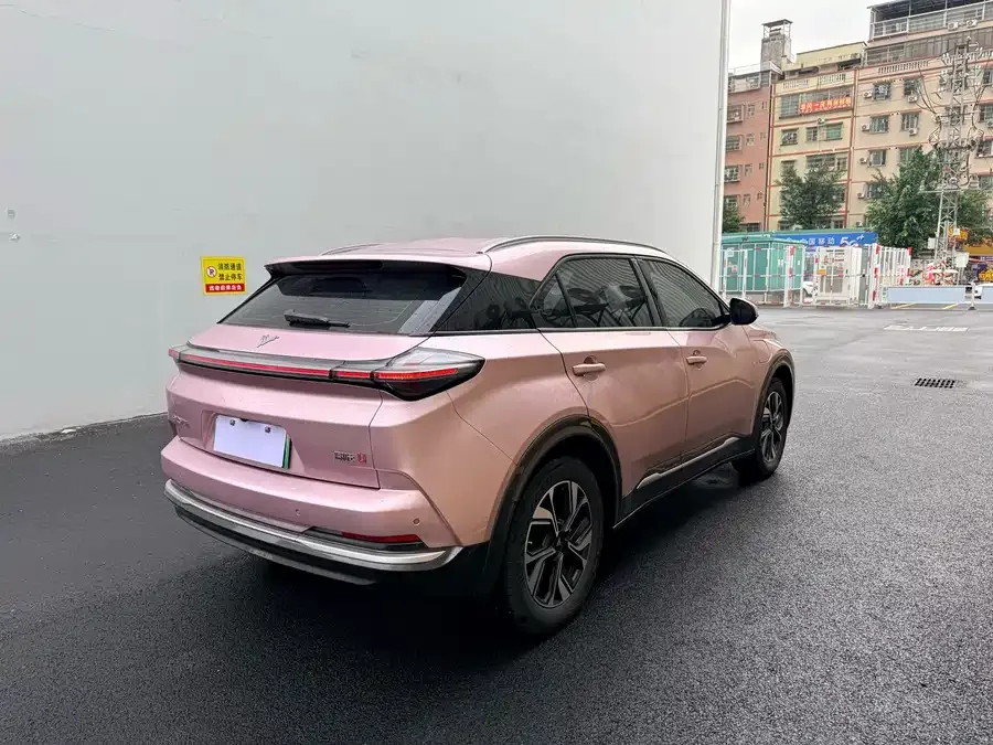 NETA Nezha U Nezha U 2023 Nezha U- Challenge Edition 400 U Show Lithium Iron Phosphate 2024 — миниатюра 3