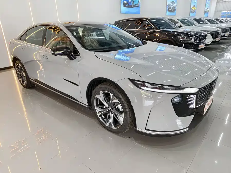 Mazda EZ-6 2026 Range Extender Pro 2026 — миниатюра 3