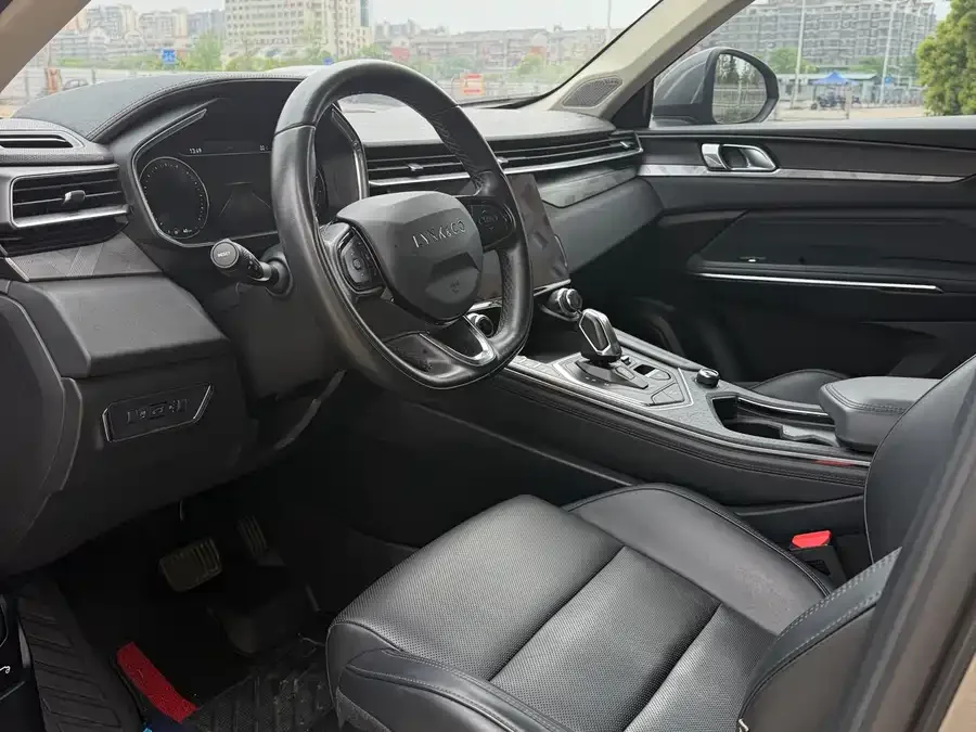 Lynk & Co 01 Lynk & Co 01 2021 2.0TD 2WD Yao Pro 2022 — миниатюра 3
