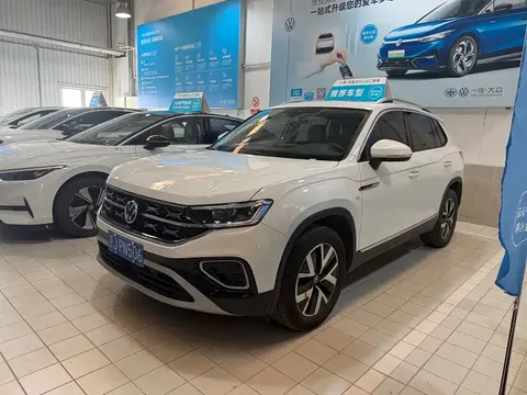 Volkswagen Tayron 2024 купить в Москве