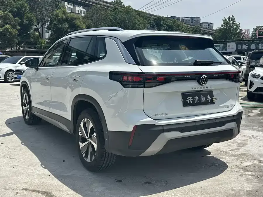 Volkswagen Tayron Tanyue 2025 Tanyue L 330TSI 2WD Elite 2025 — миниатюра 2