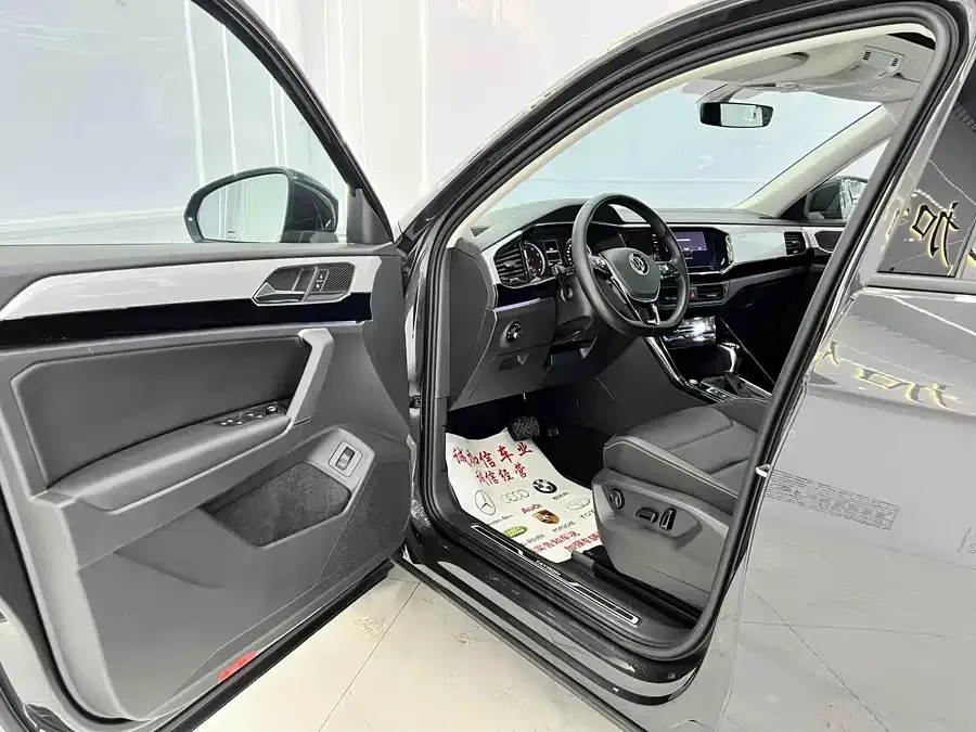 Volkswagen Tayron Tanyue 2022 280TSI 2WD Luxury Smart Edition 2022 — миниатюра 4