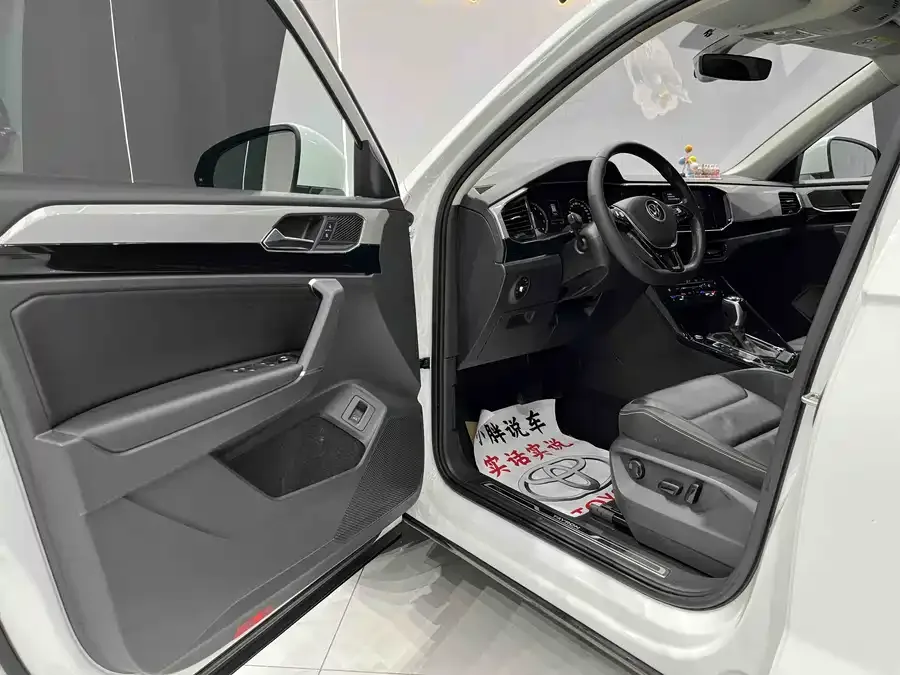 Volkswagen Tayron Tanyue 2022 280TSI 2WD Luxury Smart Edition 2022 — миниатюра 4