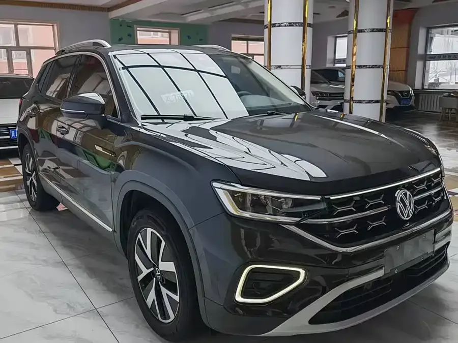 Volkswagen Tayron Tanyue 2023 280TSI 2WD Luxury Plus Advanced Edition 2022 — миниатюра 3