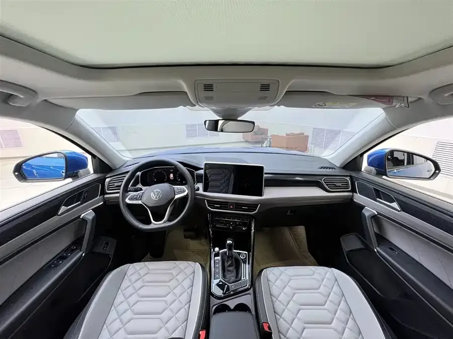 Volkswagen Tayron Tanyue 2023 280TSI 2WD Luxury Plus Advanced Edition 2022 — миниатюра 4