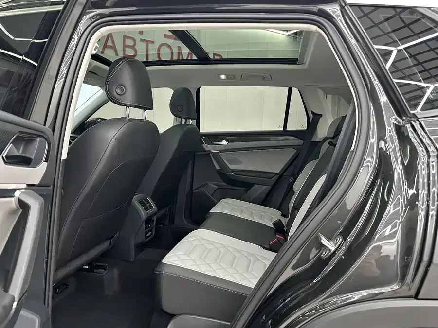 Volkswagen Tayron Tanyue 2023 280TSI 2WD Luxury Plus Advanced Edition 2023 — миниатюра 2