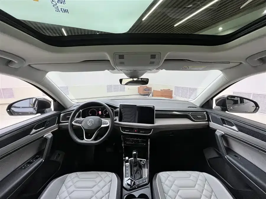 Volkswagen Tayron Tanyue 2023 280TSI 2WD Luxury Plus Advanced Edition 2023 — миниатюра 4