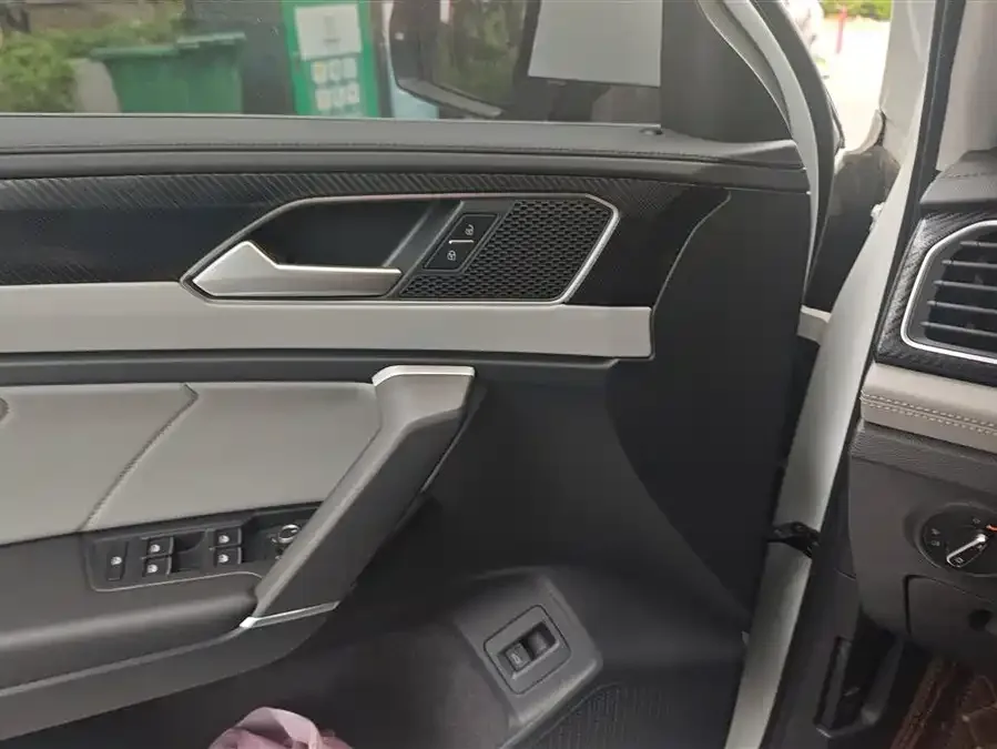 Volkswagen Tayron Tanyue 2024 300TSI 2WD Luxury Plus Advanced Edition 2024 — миниатюра 4