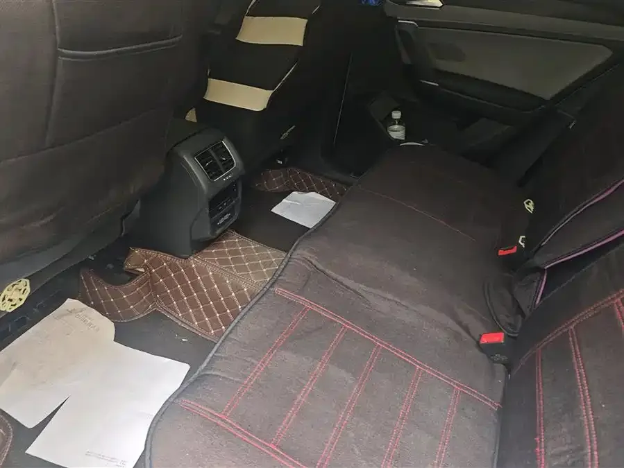 Volkswagen Tayron Tanyue 2024 300TSI 2WD Luxury Plus Advanced Edition 2024 — миниатюра 5