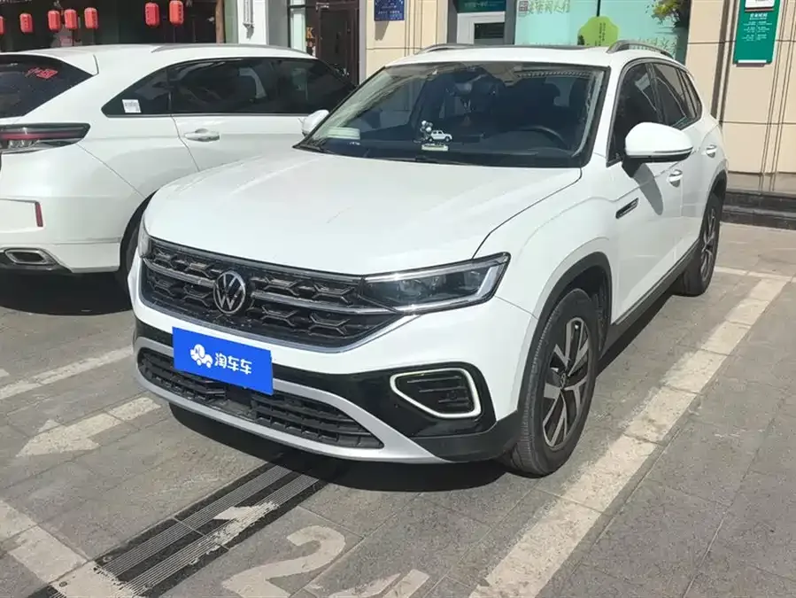 Volkswagen Tayron Tanyue 2023 280TSI 2WD Luxury Plus Advanced Edition 2023 — фото 1, купить с доставкой в Москву